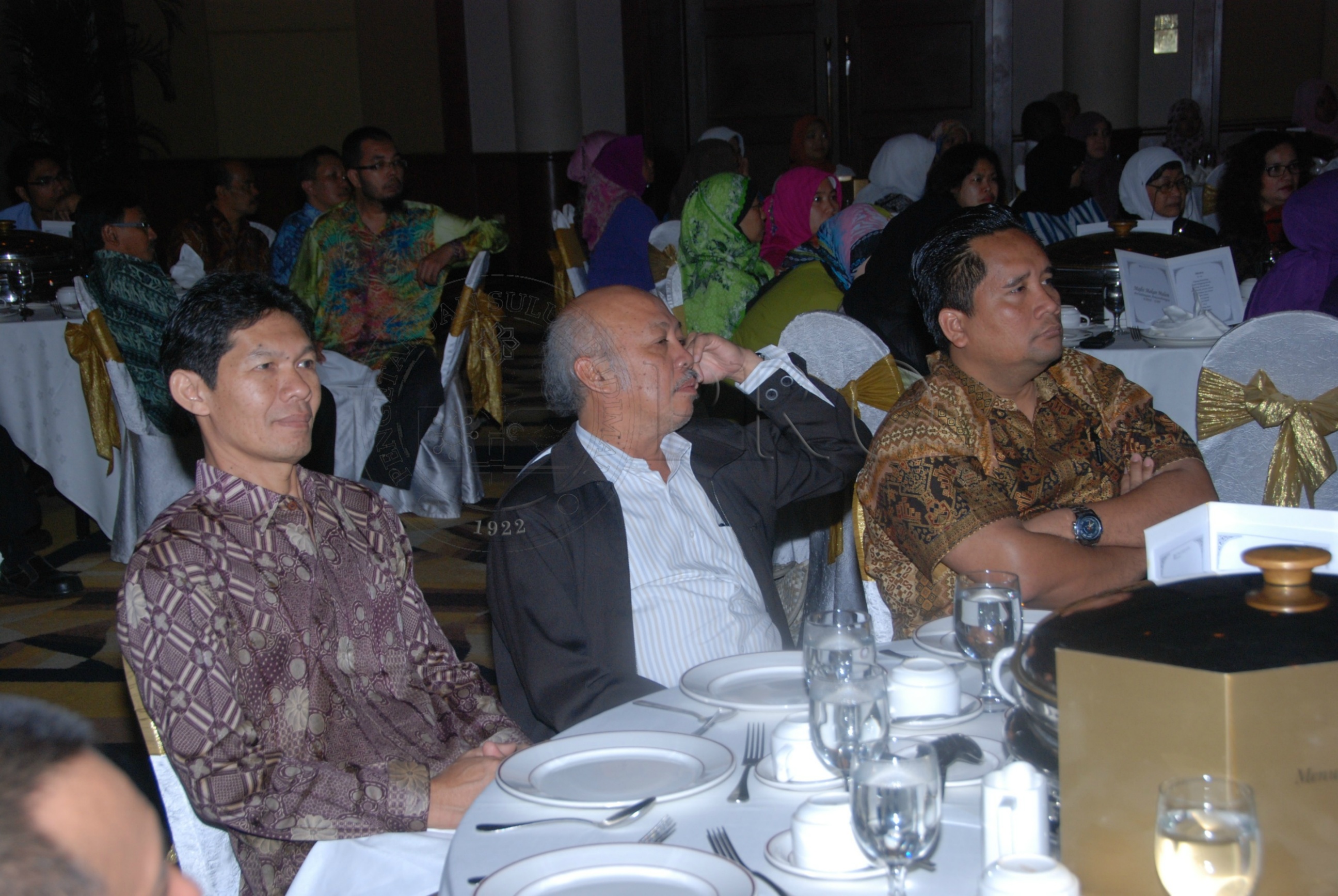 PRO 12 120 upi DSC 6128